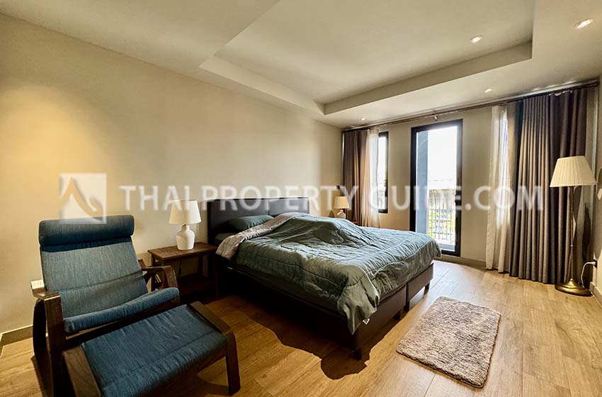 Apartment in Phaholyothin 